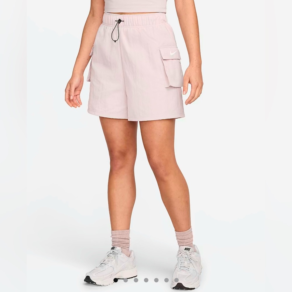Nike Women’s Woven High Rise Lined Shorts